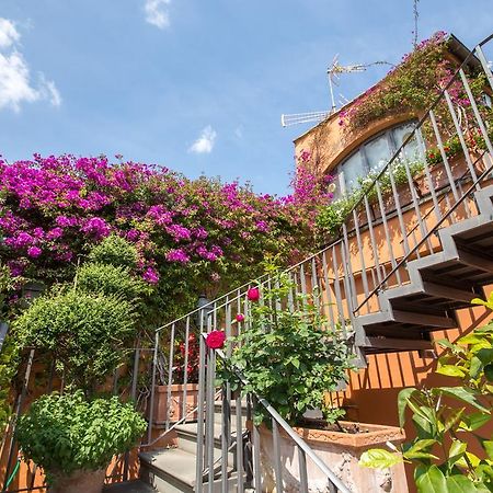 Hotel Mozart Roma Esterno foto