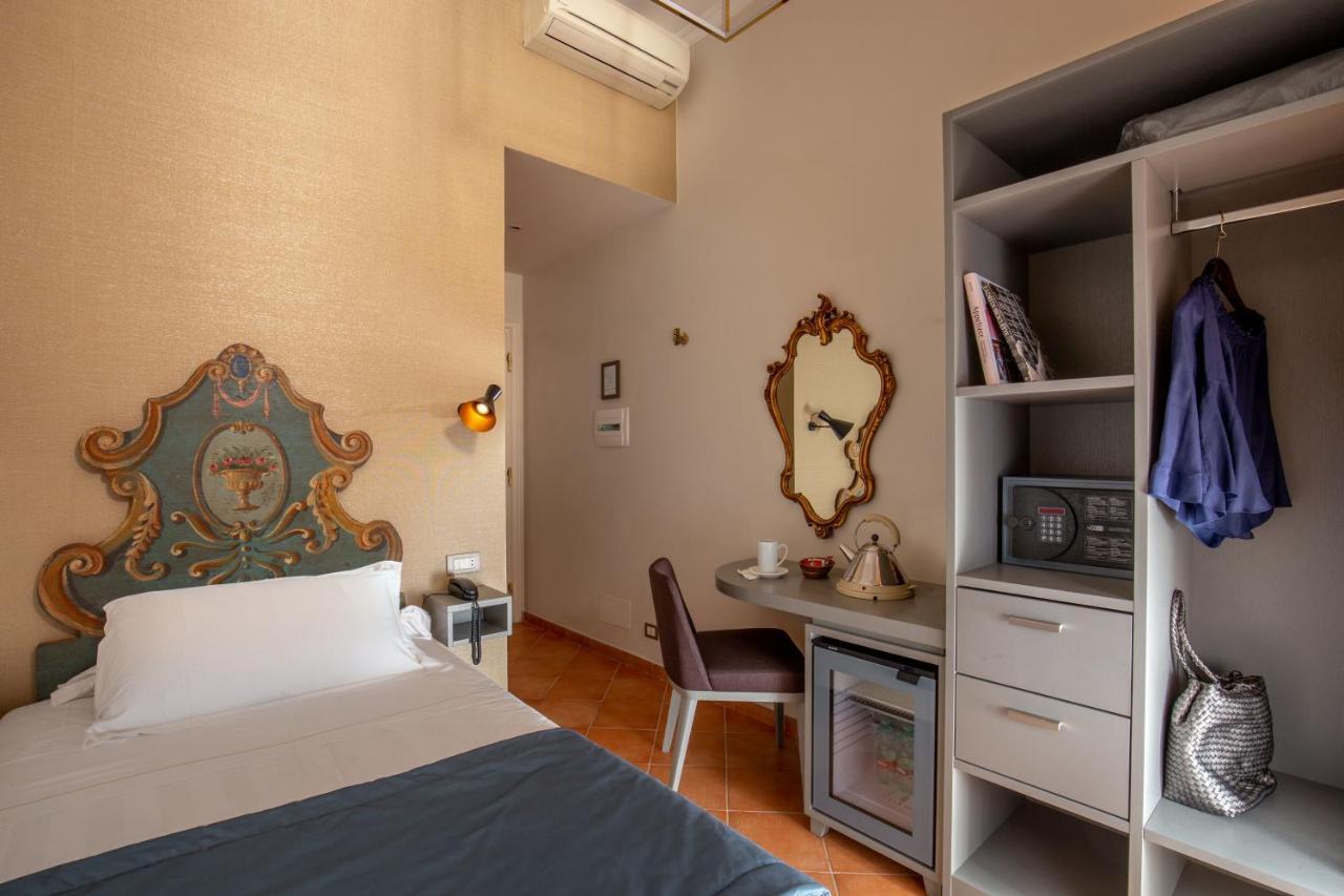 Hotel Mozart Roma Esterno foto
