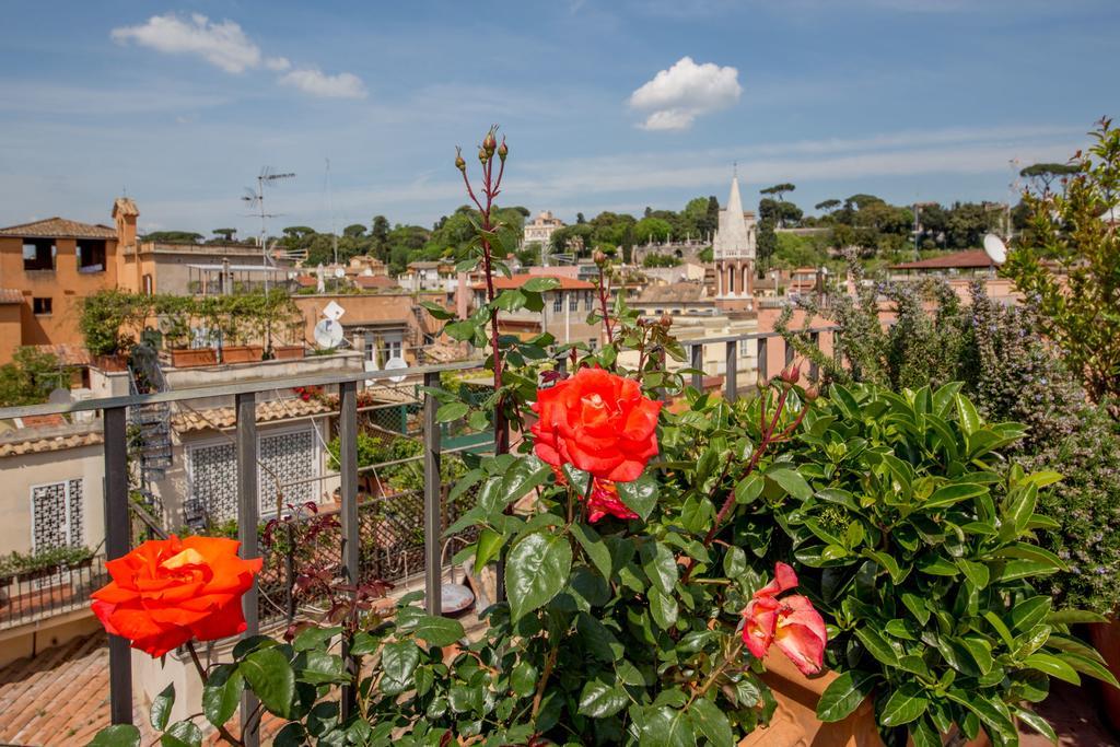 Hotel Mozart Roma Esterno foto