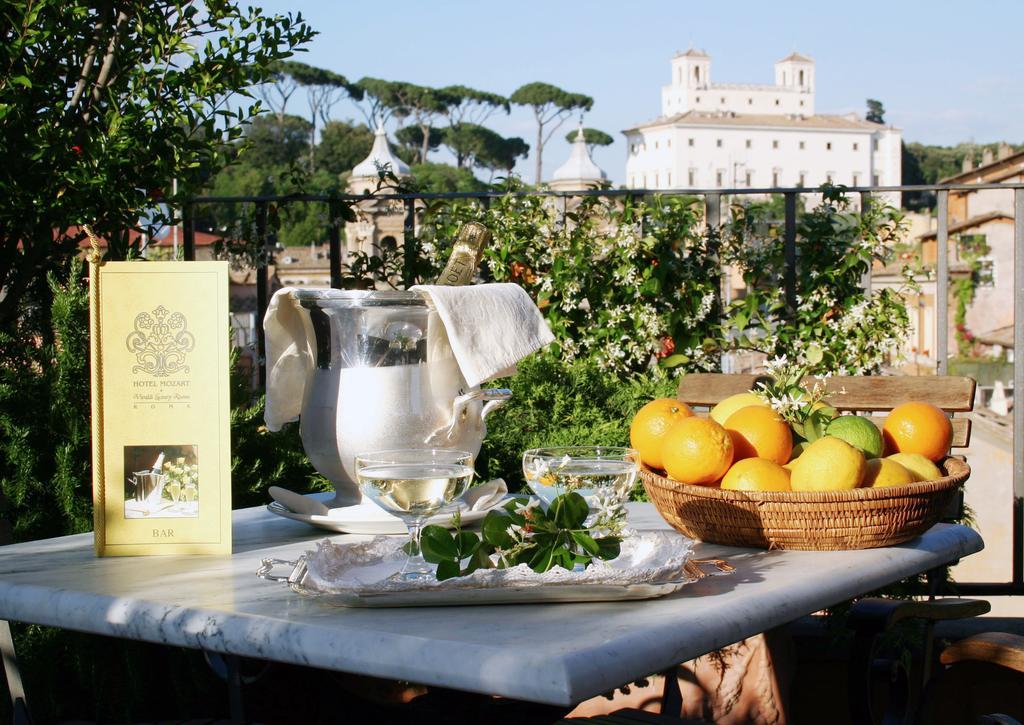Hotel Mozart Roma Esterno foto