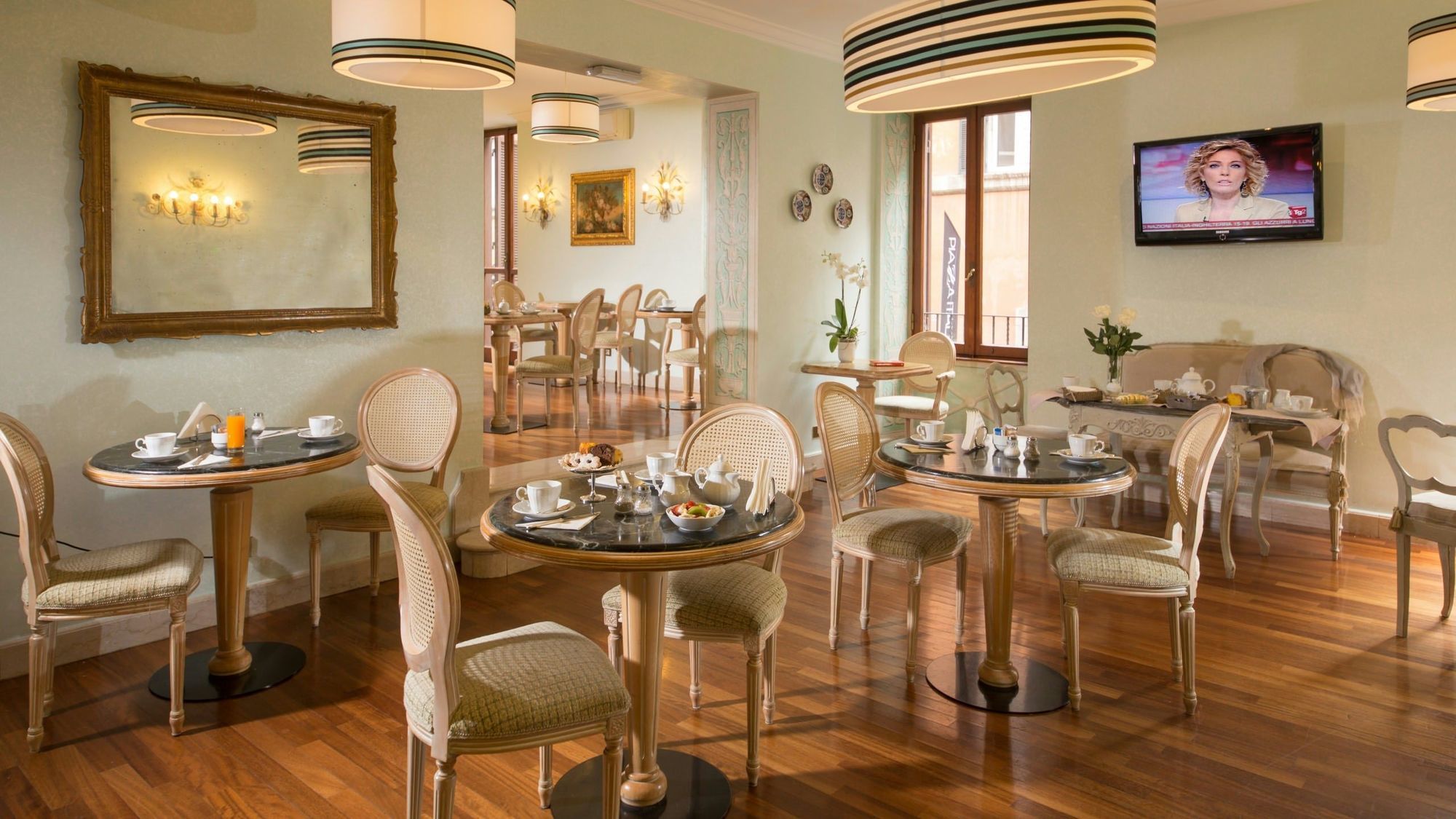 Hotel Mozart Roma Esterno foto